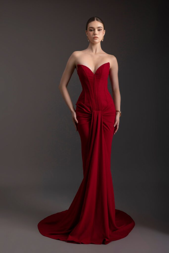 RUBY RAPTURE STRAPLESS DRESS – LE THANH HOA